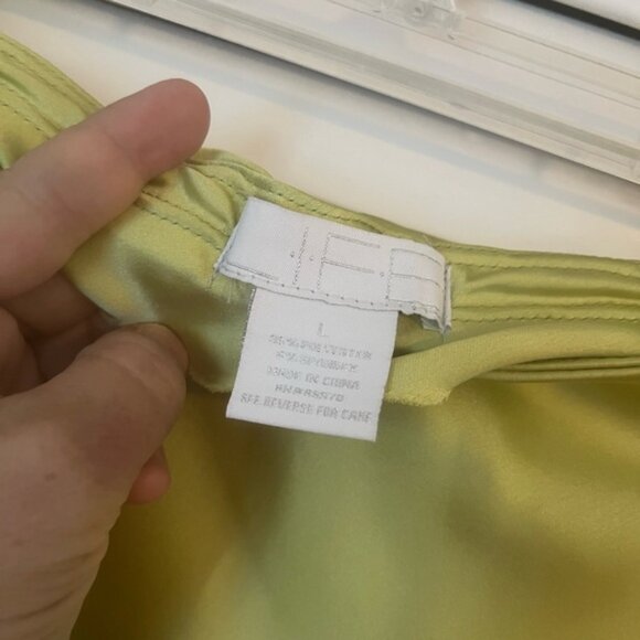 NWT lime green satin midi skirt - size L - Picture 4 of 4